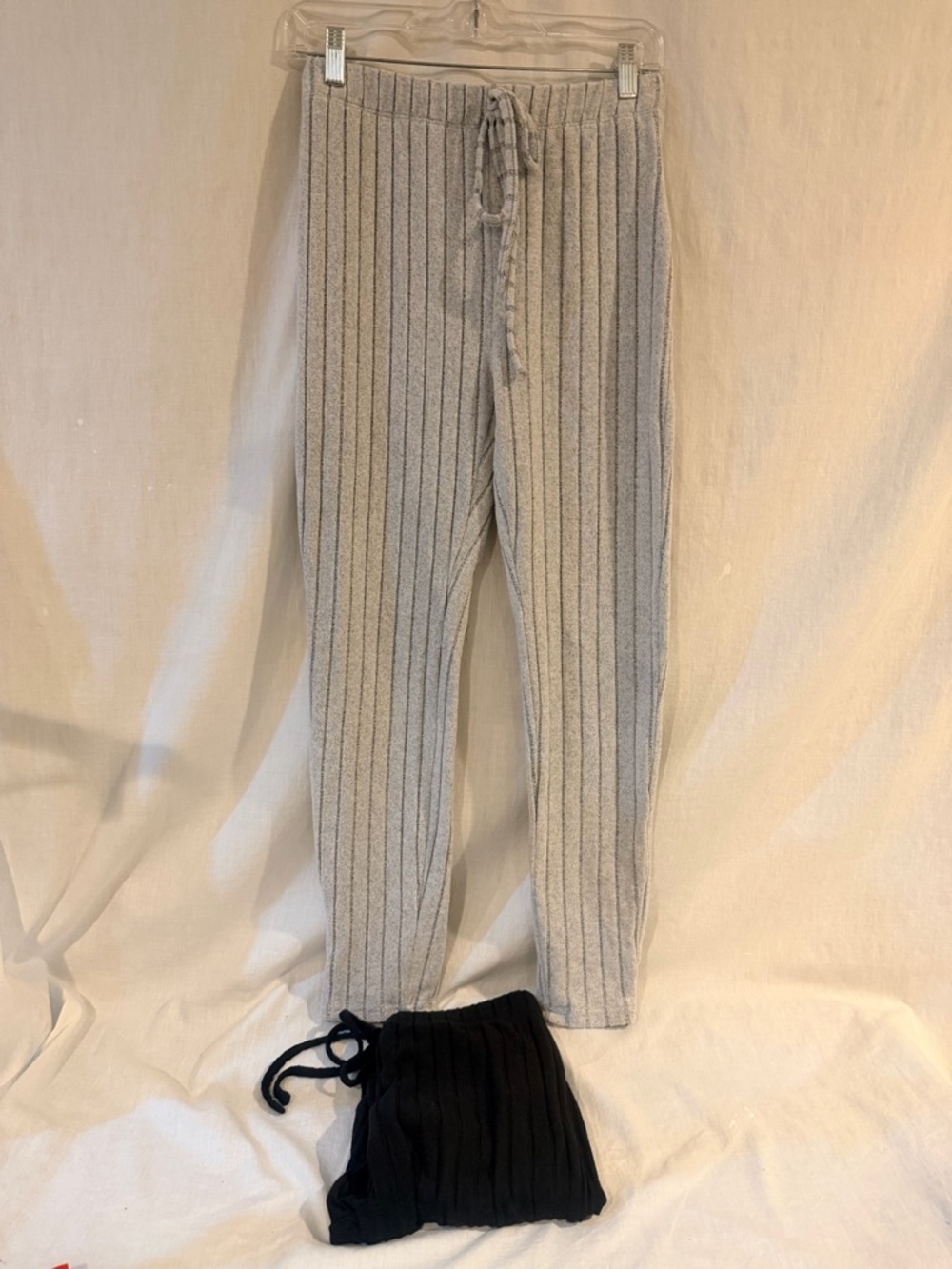 2pr. Woman’s Lounge Pants
